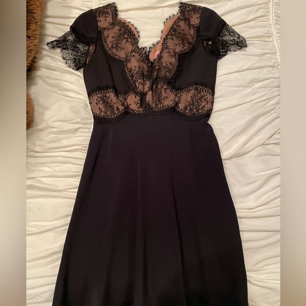 Vintage Oscar de la Renta Black Lace Mini Dress